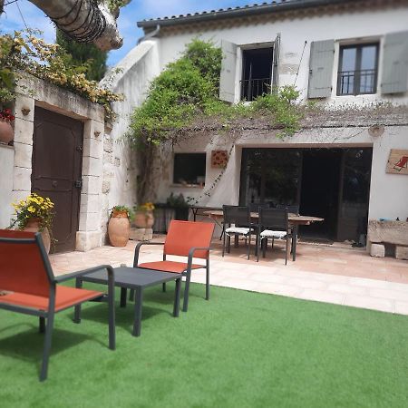 Mas" La Maison De Mon Pere " Proche Avignon A Pujaut ภายนอก รูปภาพ