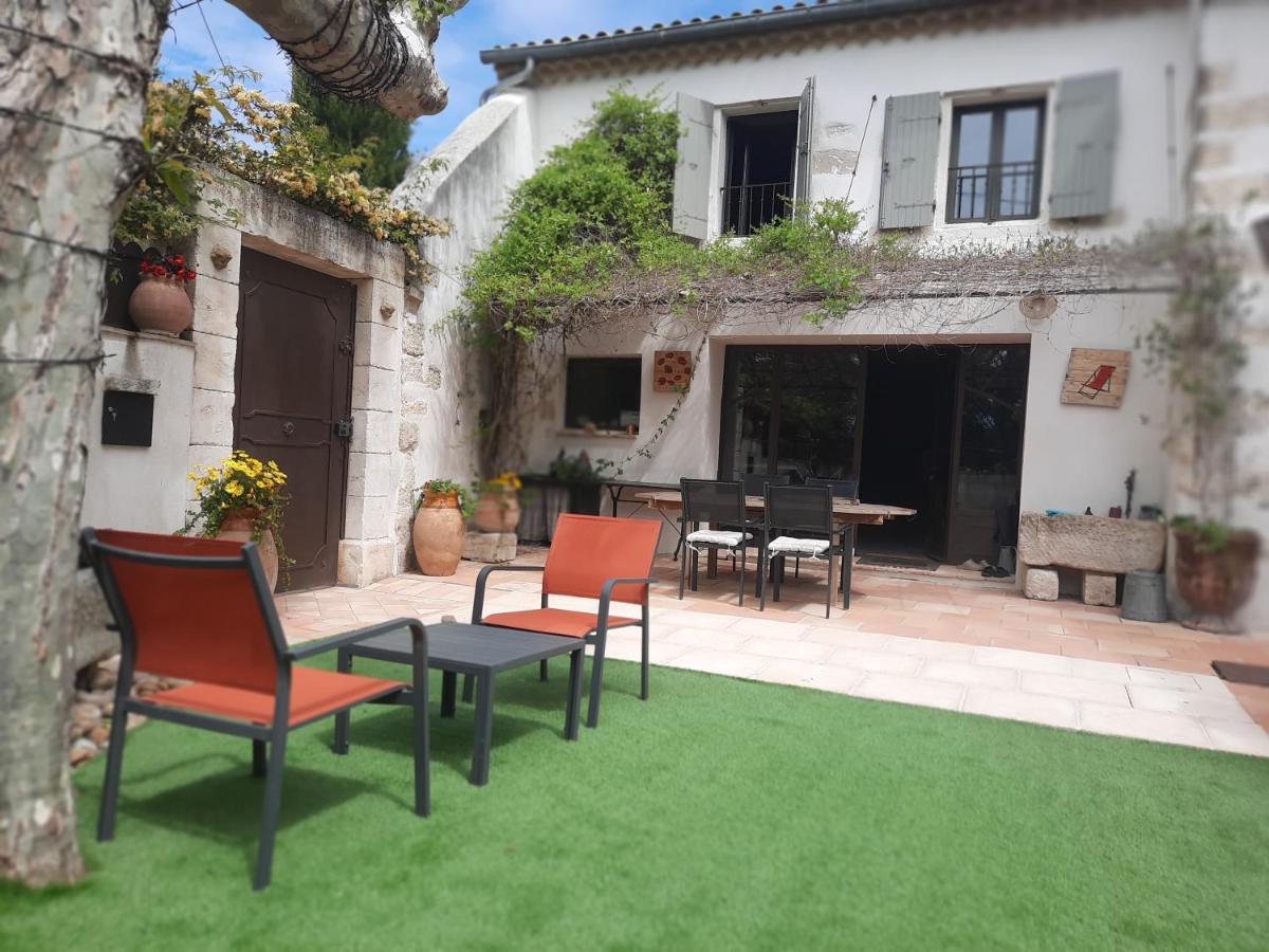 Mas" La Maison De Mon Pere " Proche Avignon A Pujaut ภายนอก รูปภาพ